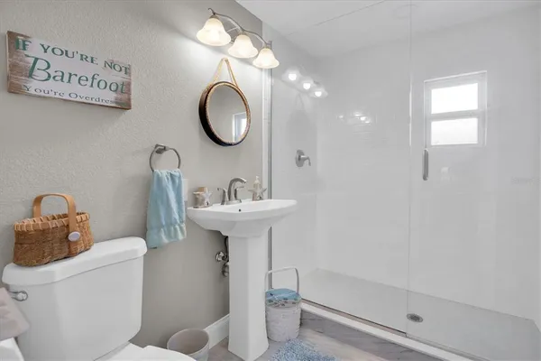 $199,000 | 355 King Palm Street, Largo, FL 33770