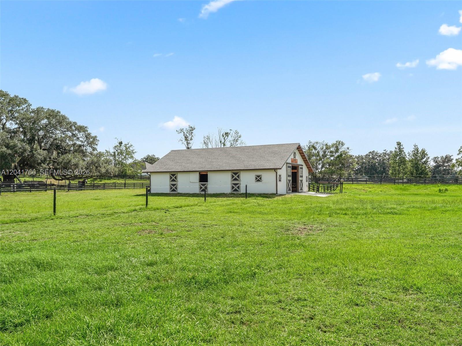 7041 Northeast 22nd Ct Road Ocala, FL 34479 - Photo 44 of 50