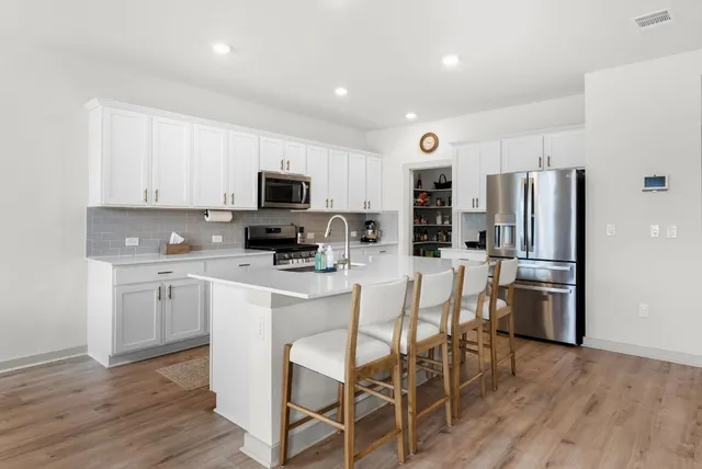 $2,500 | 7904 Linda Michelle Lane, Austin, TX 78724