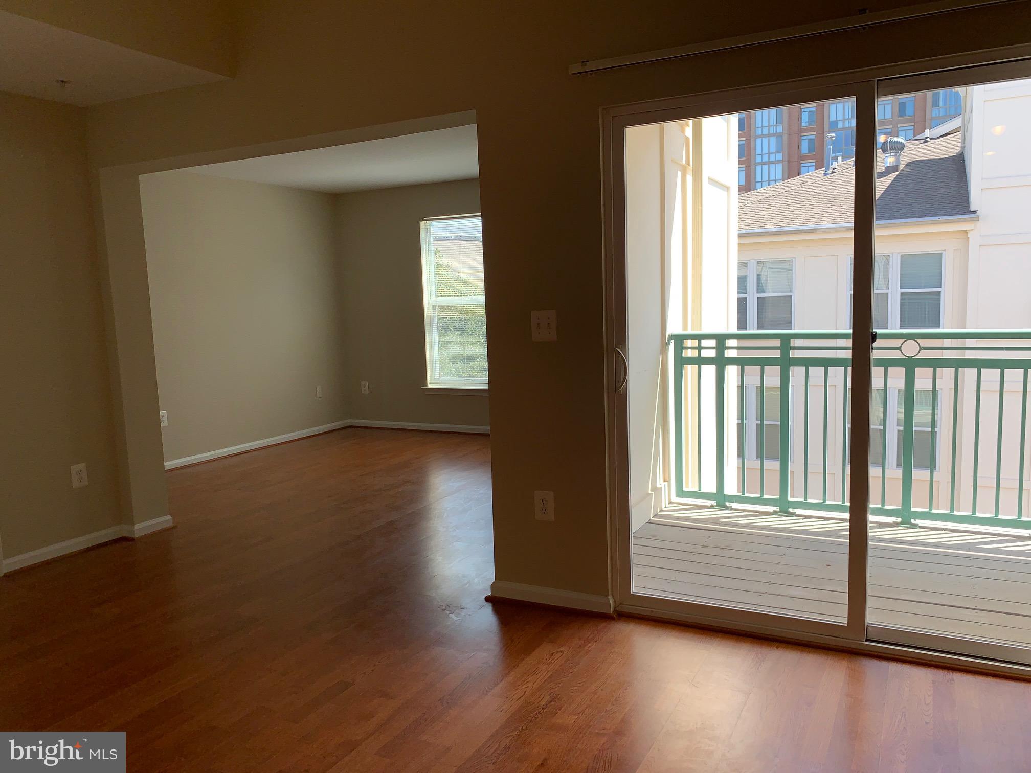 12000 Market Street, Unit 483 Reston, VA 20190 - Photo 25 of 36 Balcony and flex room