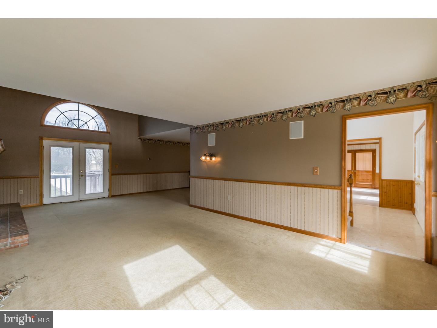 436 Heritage Road Sewell, NJ 08080 - Photo 11 of 25
