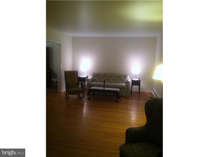 27 Glen Riddle Road Media, PA 19063 - Photo 3 of 8 Living Room