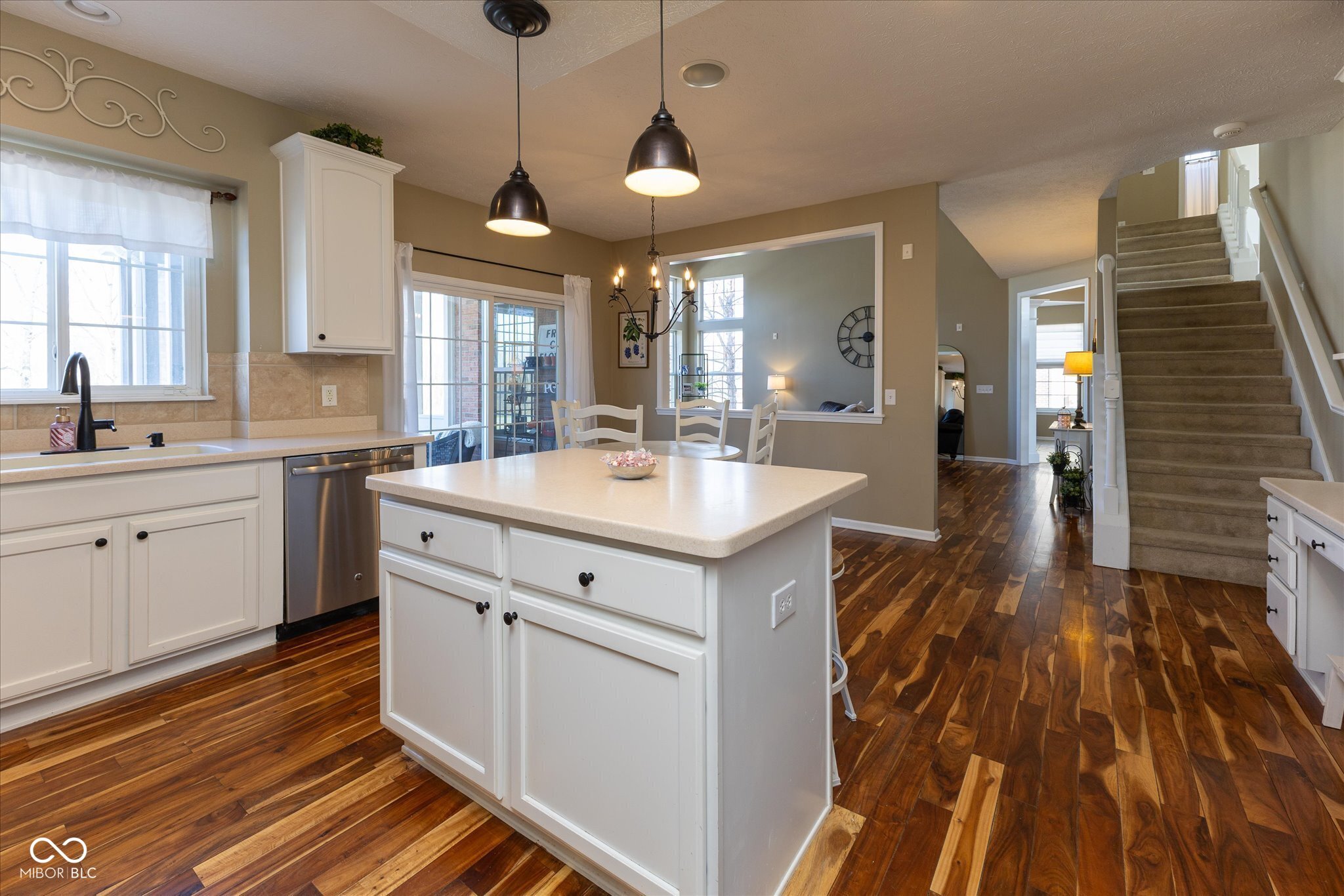 13318 Silverstone Drive Fishers, IN 46037 - Photo 12 of 37