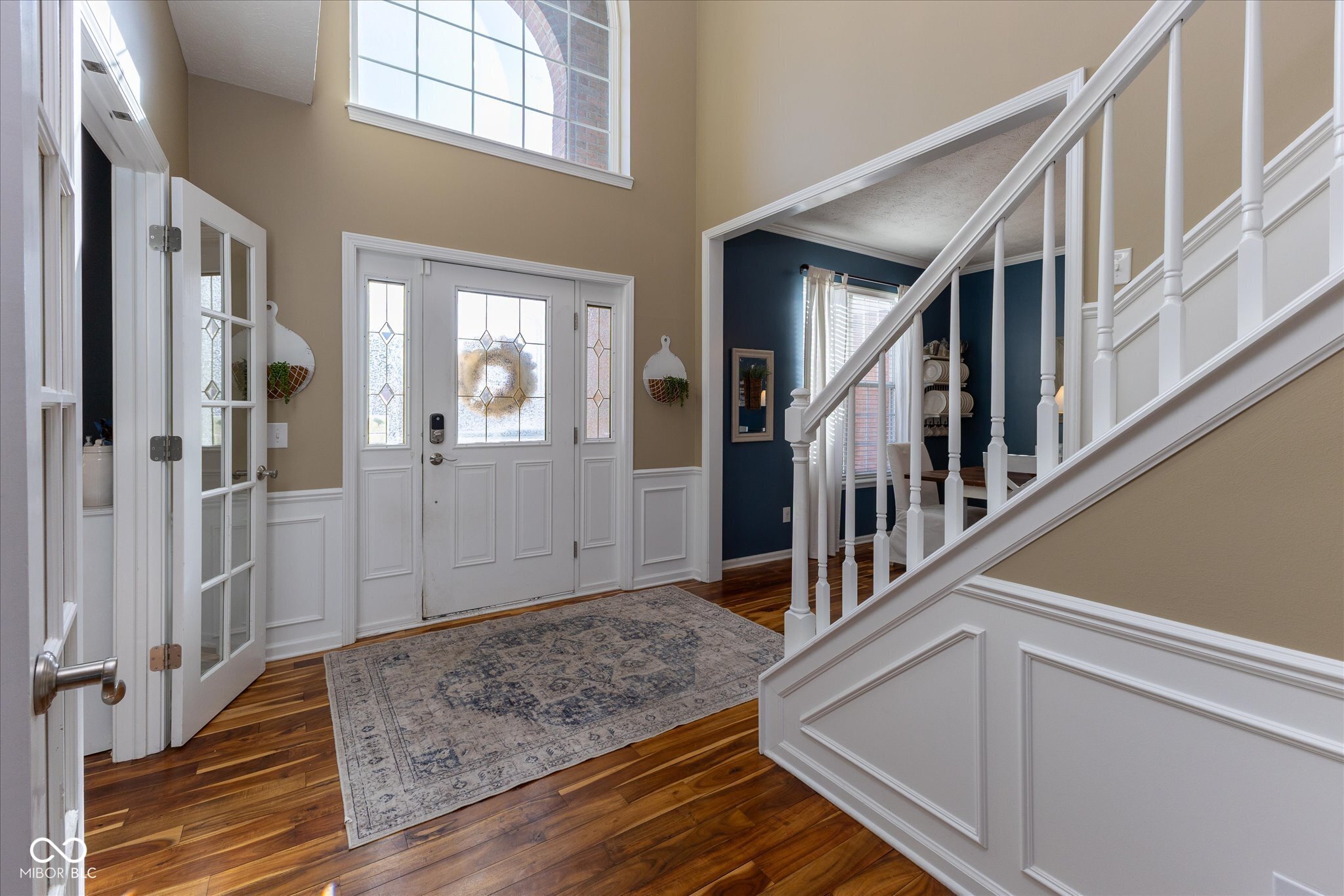 13318 Silverstone Drive Fishers, IN 46037 - Photo 2 of 37