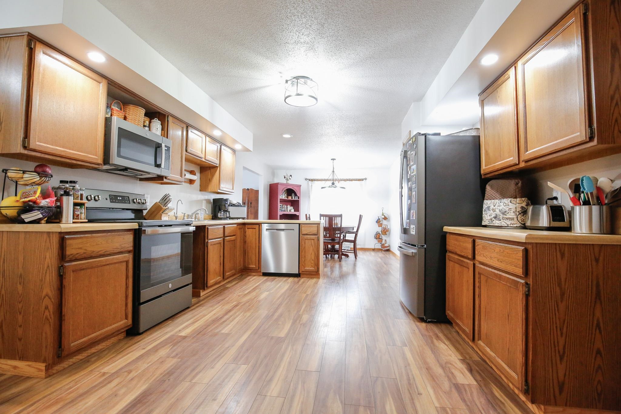 2235 Center Lane Dixon, IL 61021 - Photo 24 of 35