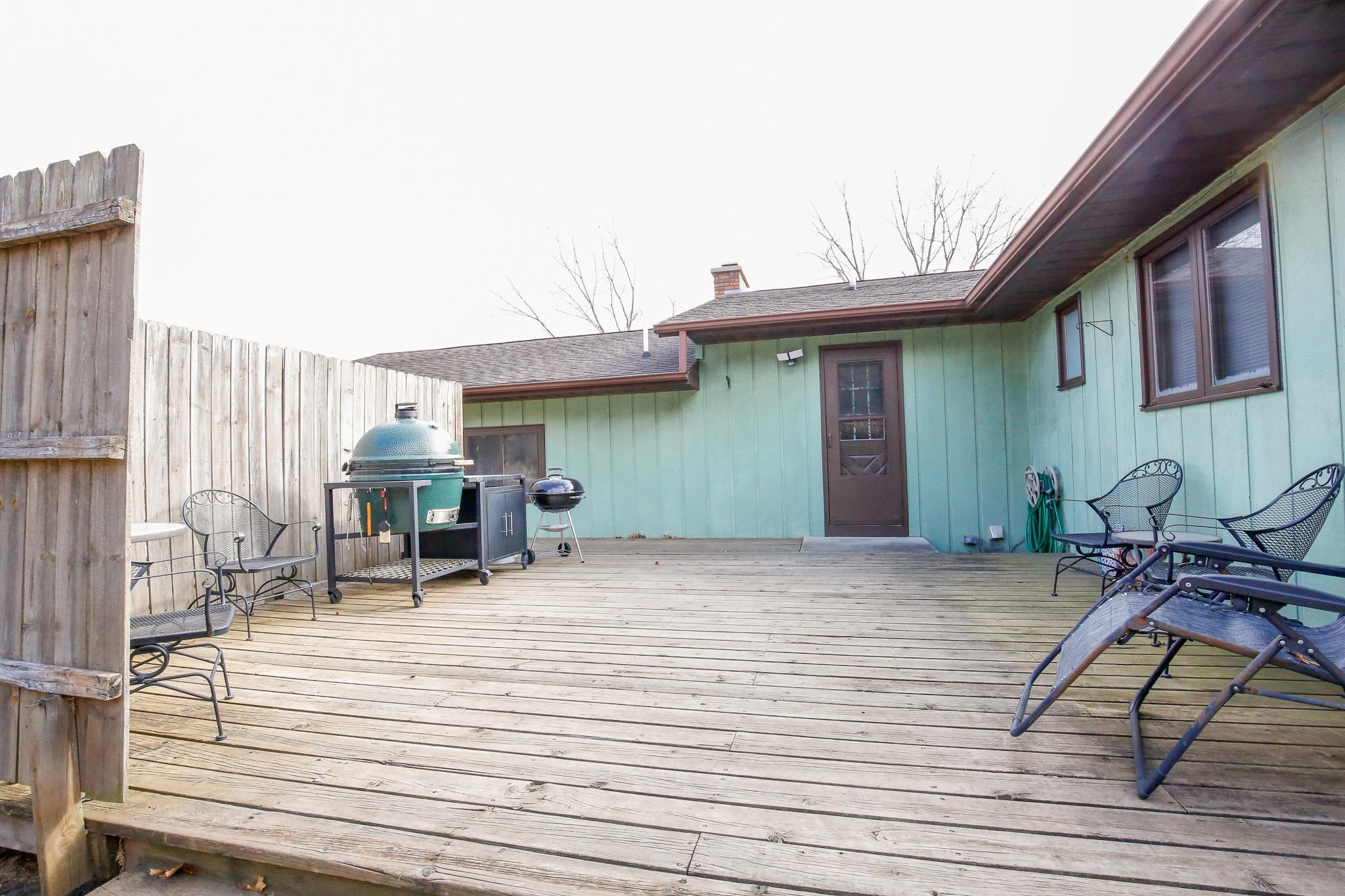 2235 Center Lane Dixon, IL 61021 - Photo 7 of 35