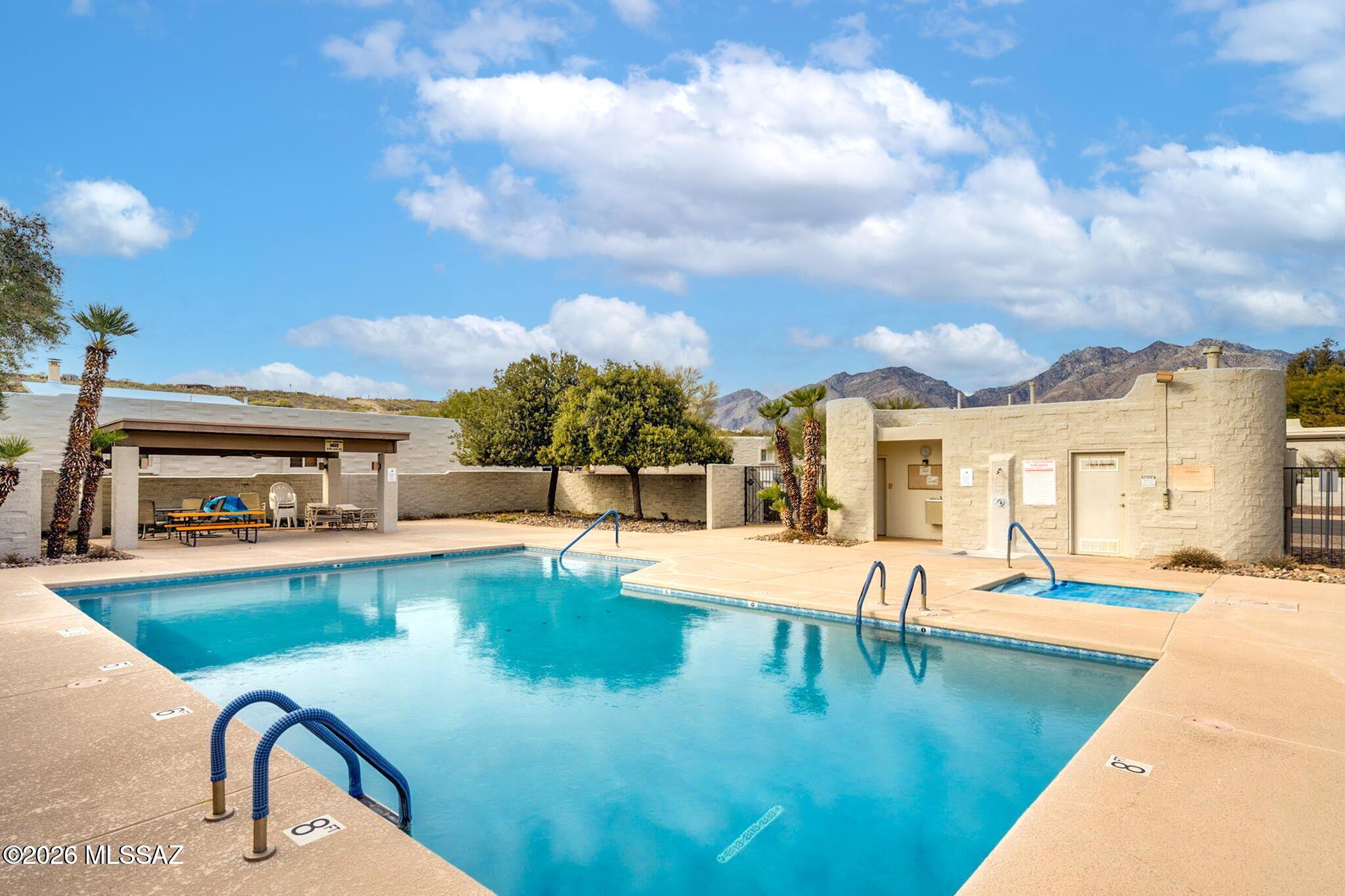 7402 East Wandering Road Tucson, AZ 85750 - Photo 4 of 38 Community Pool