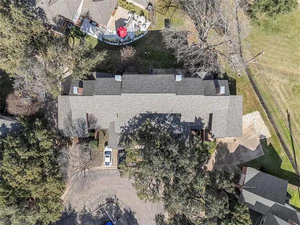 an aerial view of multiple house