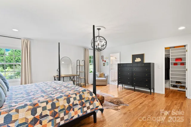 $899,000 | 6 Sayles Town Road, Fairview, NC 28730