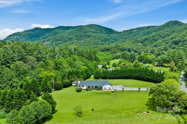 $899,000 | 6 Sayles Town Road, Fairview, NC 28730