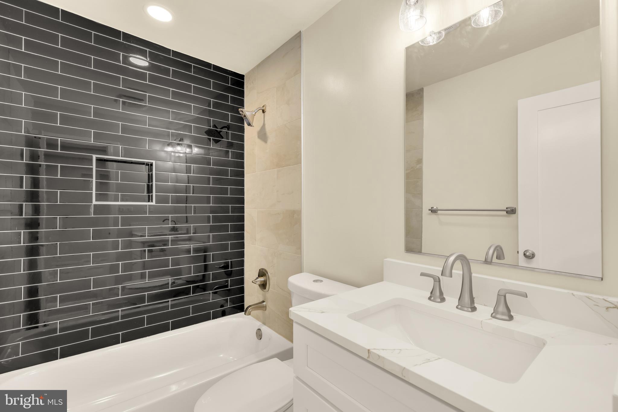 3157 Apple Road Northeast, Unit 5 Washington, DC 20018 - Photo 23 of 34 Primary Bath