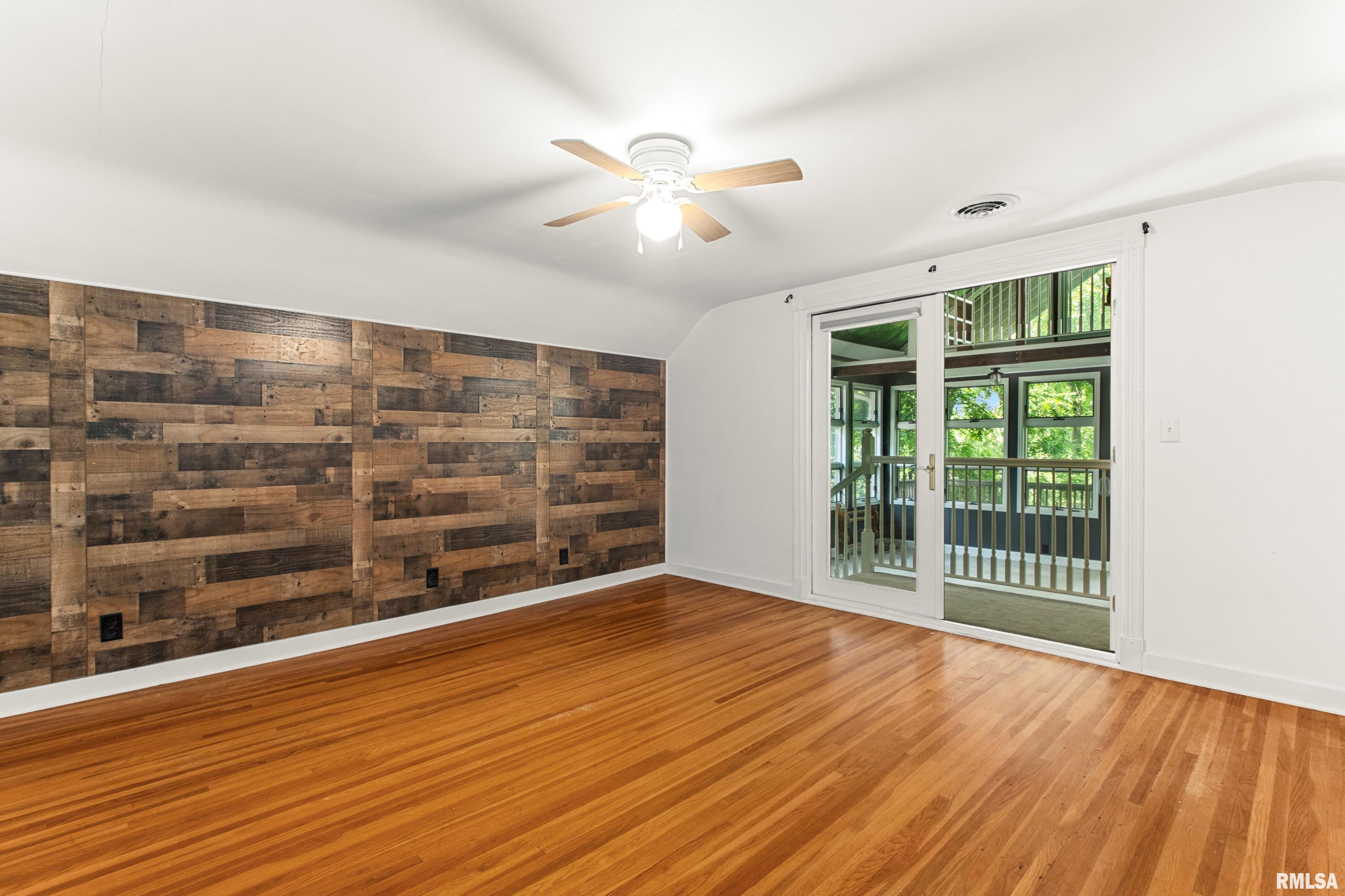 305 West Lakeland Road Morton, IL 61550 - Photo 33 of 74 Gallery Image 33