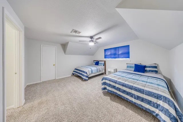 $2,400 | 2519 Lazy Lake Drive, Houston, TX 77058