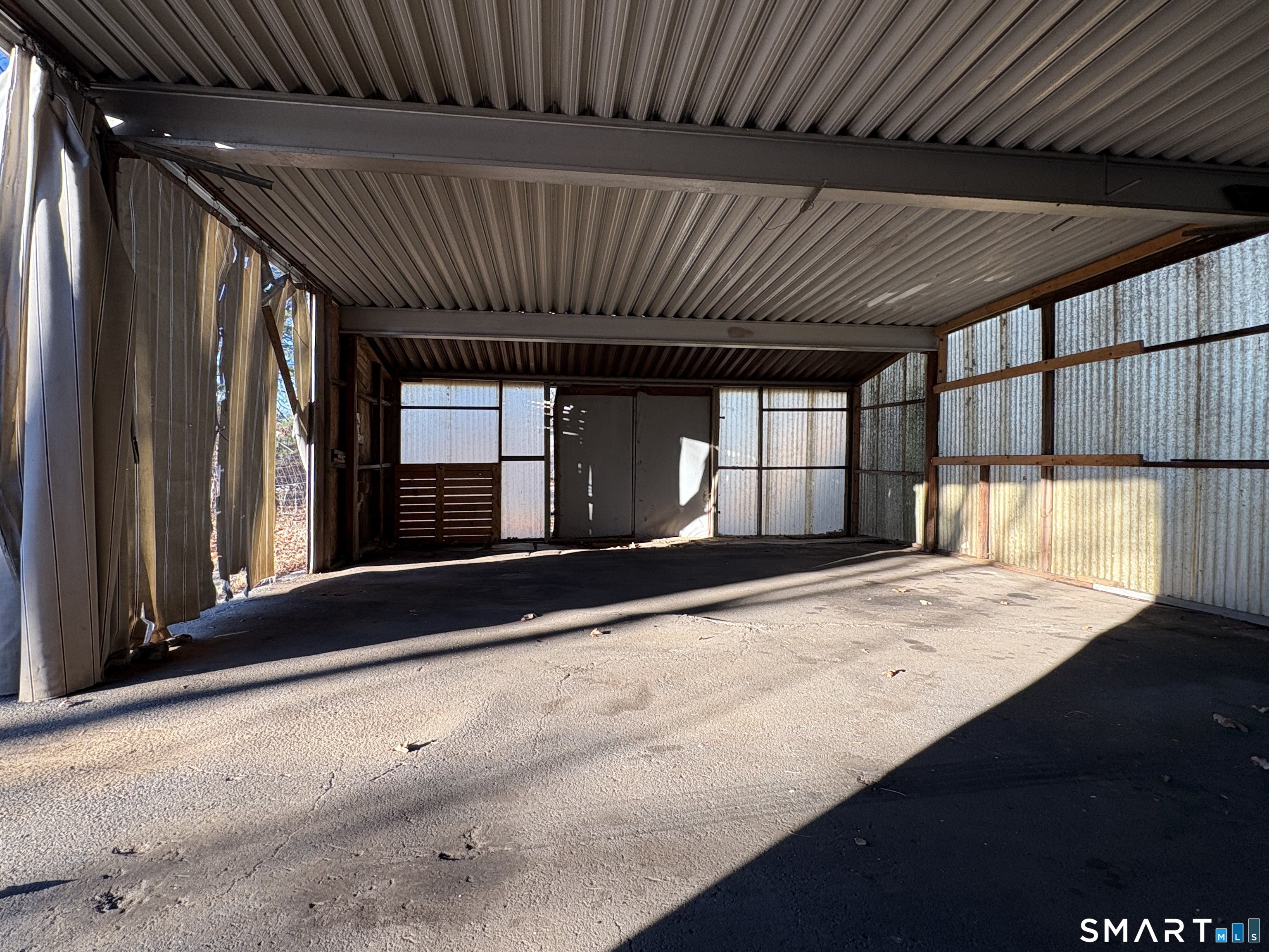 199 West Center Street, Unit BACK Manchester, CT 06040 - Photo 5 of 9 a view of a backyard of a house