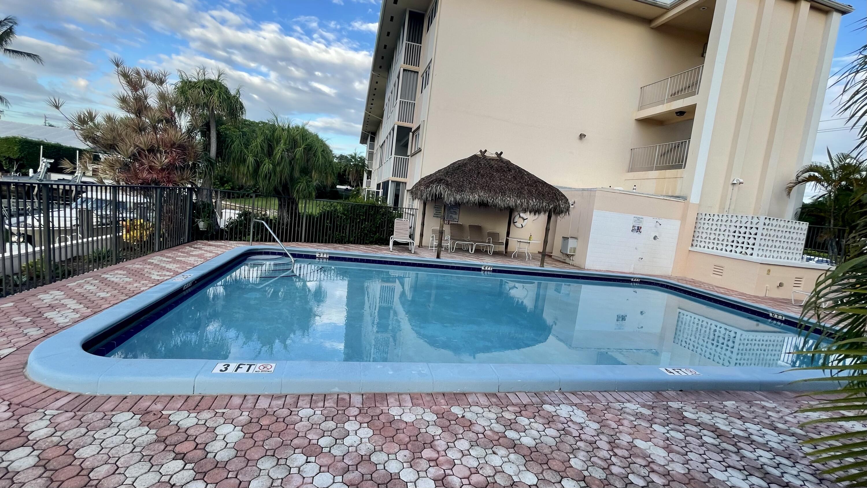 698 Northeast Spanish River, Unit 12 Boca Raton, FL 33431 - Photo 15 of 20 76A70F24-99EF-4C32-AD7B-F41FD85DF90E