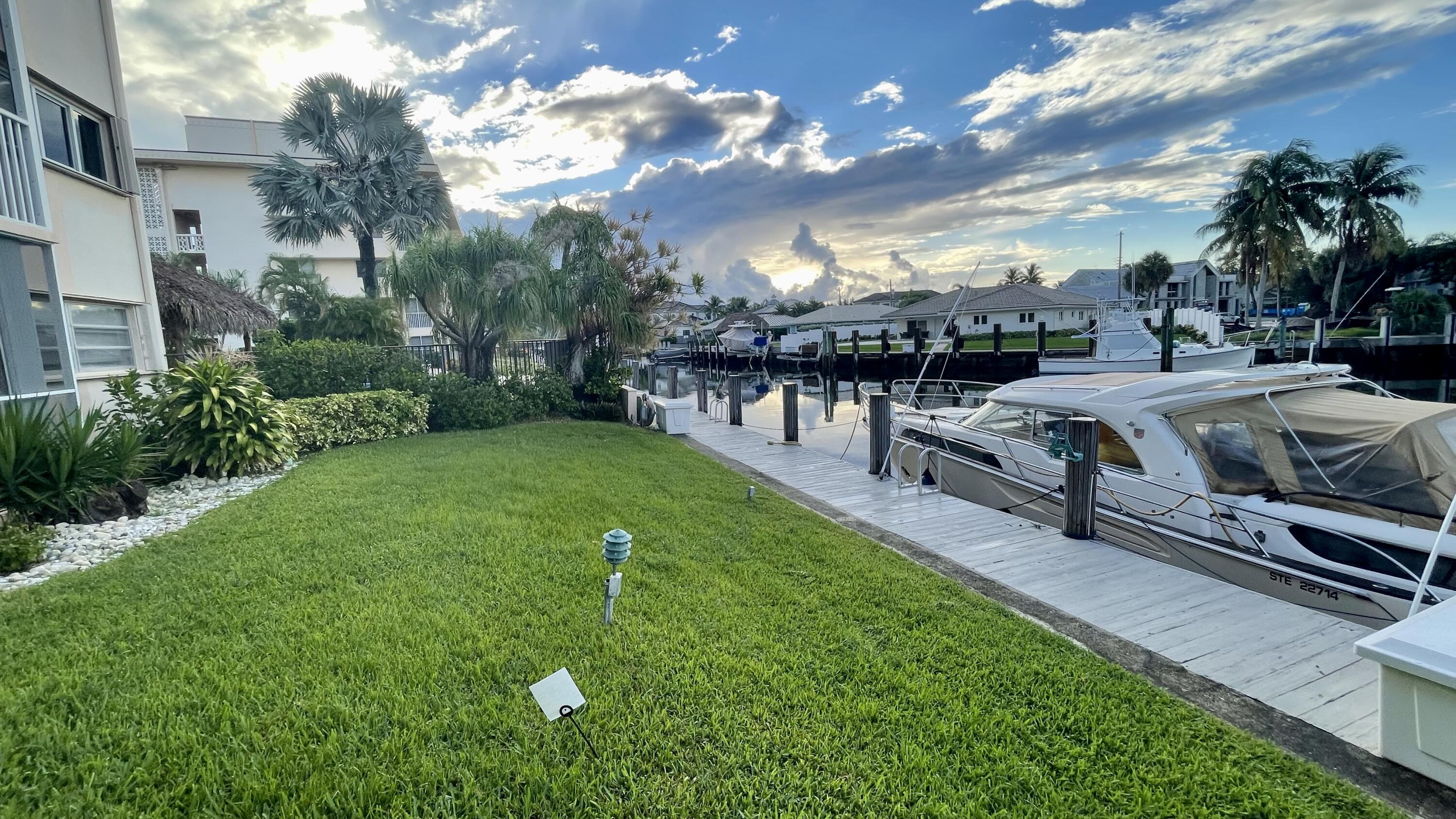 698 Northeast Spanish River, Unit 12 Boca Raton, FL 33431 - Photo 2 of 20 AAEA5ABC-7525-454D-8261-A724EF388C84
