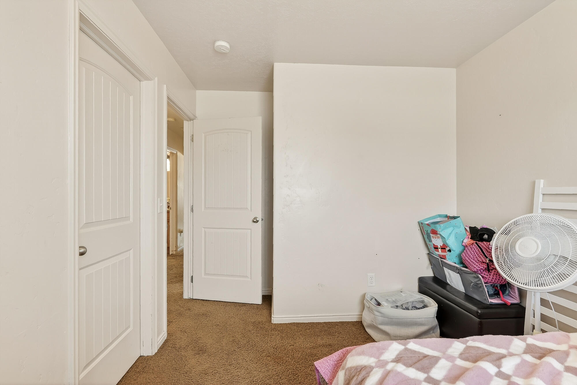 577-593 East Nichols Canyon Road, Unit 577579 & 591593 RV GARAGE Cedar City, UT 84721 - Photo 71 of 102 Bedroom 3