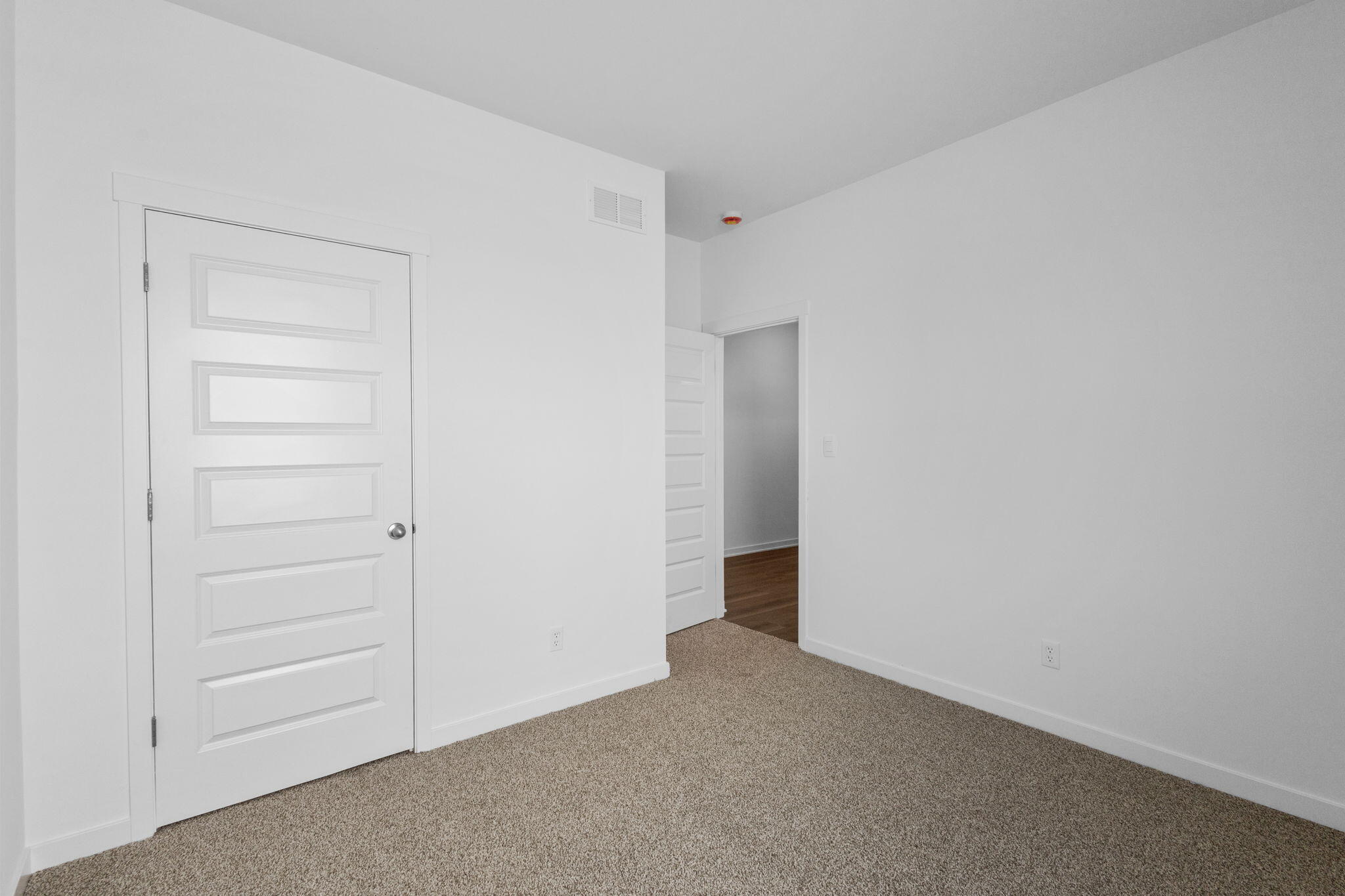 7830 West 106th Lane Crown Point, IN 46307 - Photo 12 of 16 2048x1365