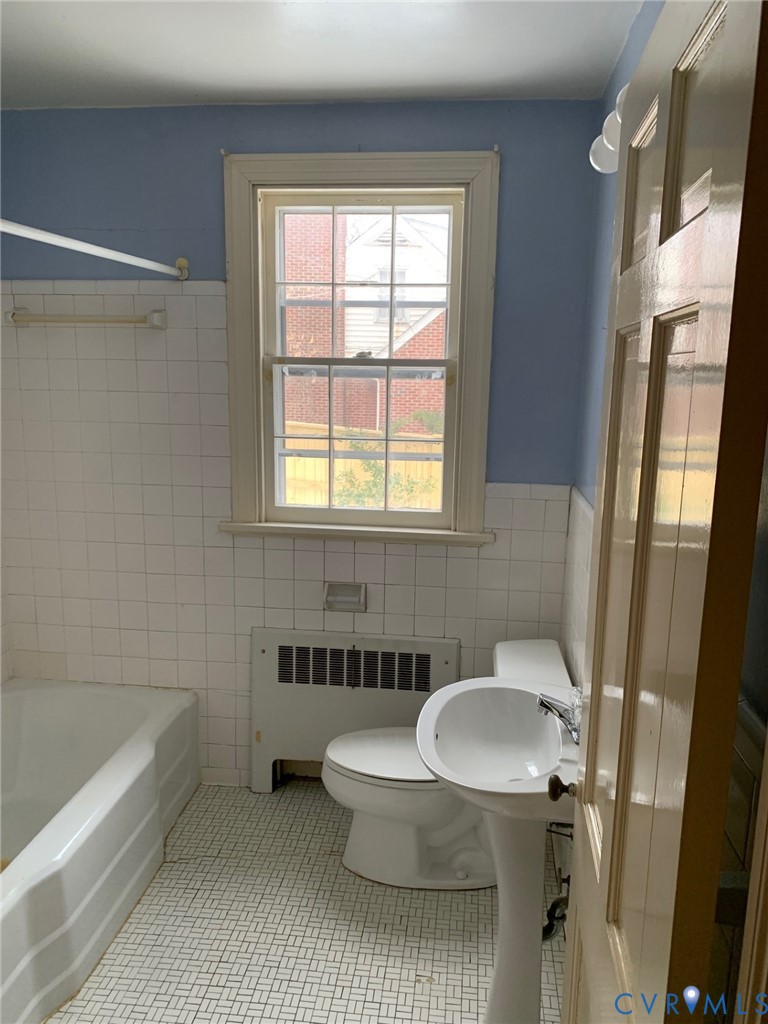 7444 Tanglewood Road Richmond, VA 23225 - Photo 16 of 18