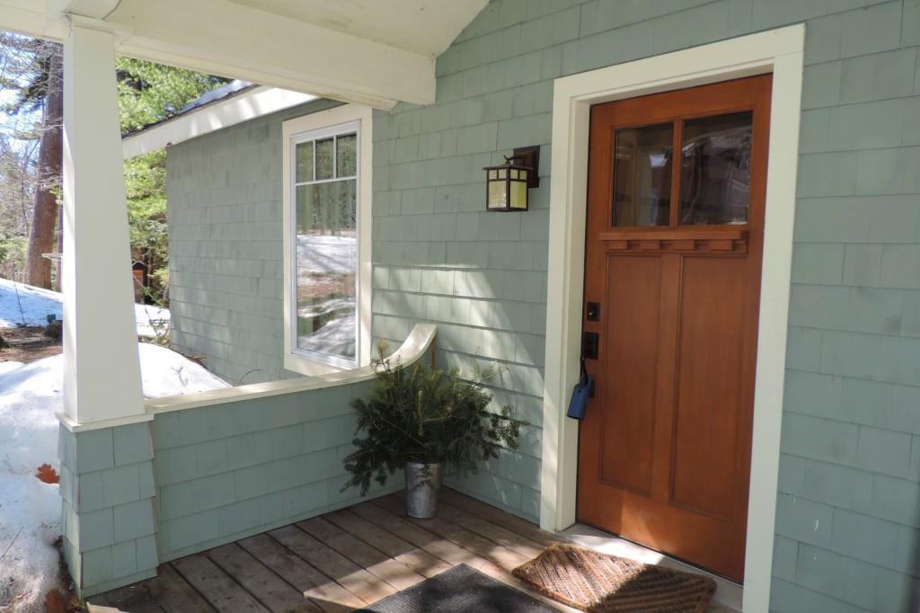 664 Gurnet Road Brunswick, ME 04011 - Photo 3 of 33 Very nice custom details.