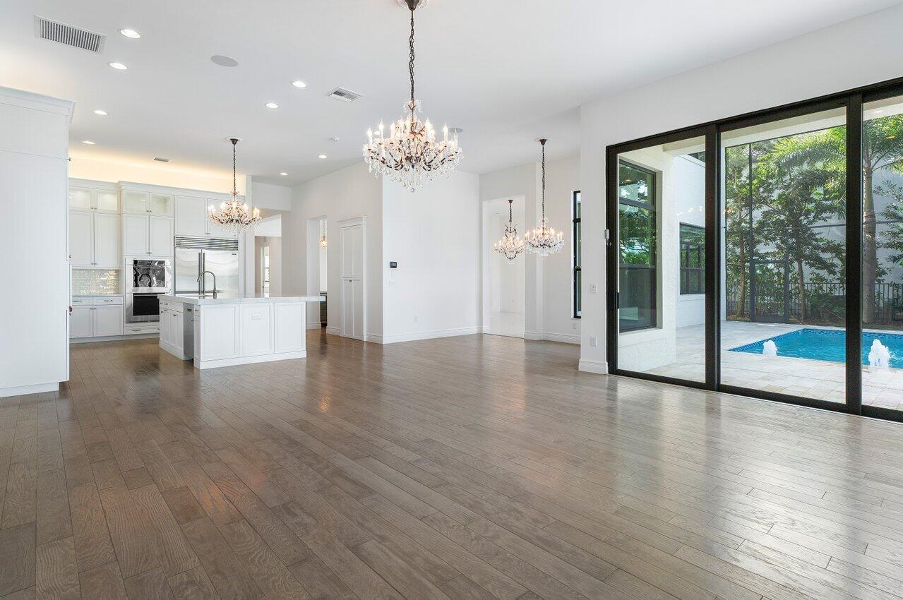 9711 Rennes Lane Delray Beach, FL 33446 - Photo 17 of 42 021-9711RennesLane-DelrayBeach-FL-33446-