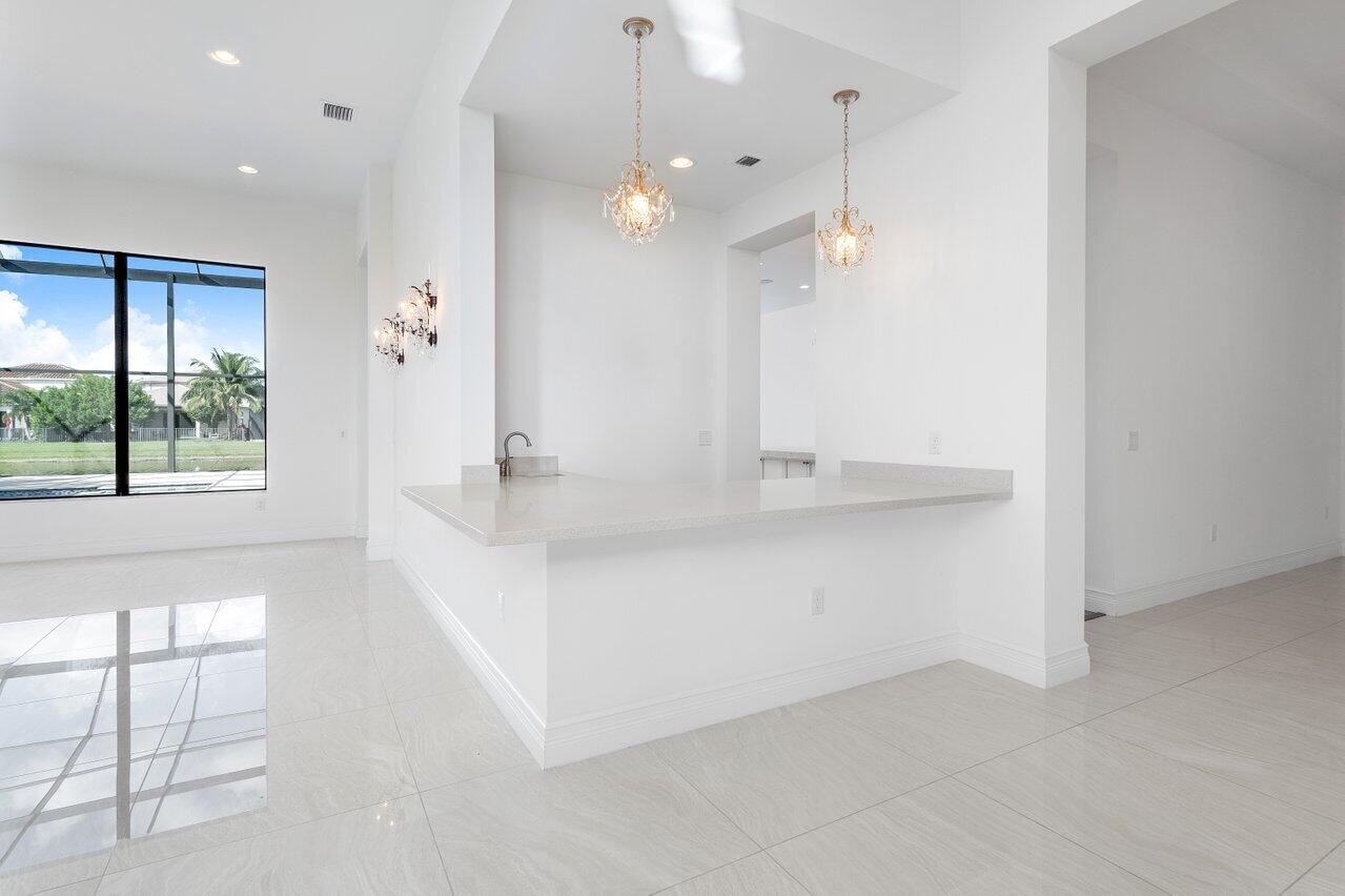 9711 Rennes Lane Delray Beach, FL 33446 - Photo 7 of 42 012-9711RennesLane-DelrayBeach-FL-33446-