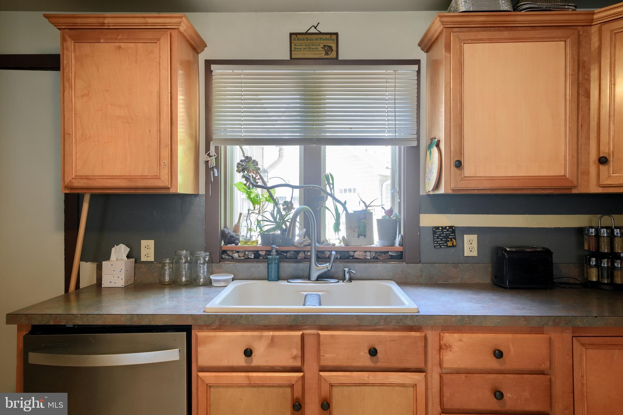 44 South Soudersburg Road Ronks, PA 17572 - Photo 15 of 44 Kitchen