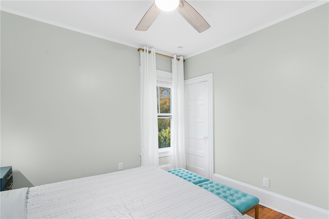 299 Prospect Avenue Middletown, RI 02842 - Photo 24 of 47