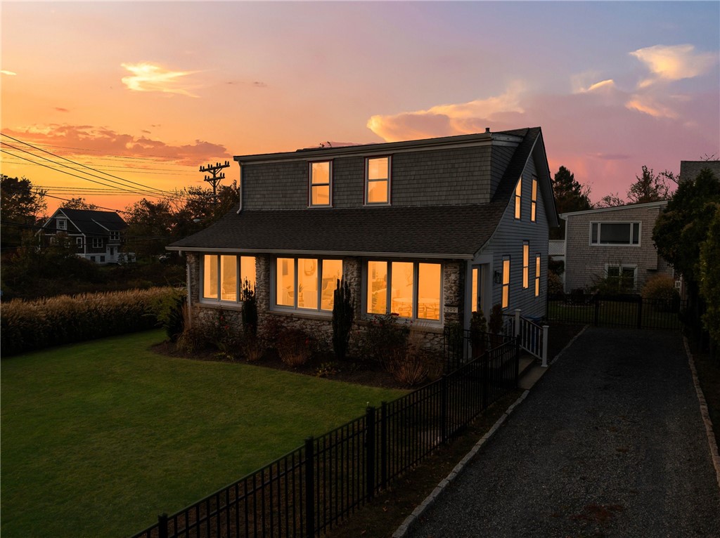299 Prospect Avenue Middletown, RI 02842 - Photo 35 of 47