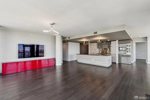$14,990 | 738 Long Bridge Street, Unit 1109, San Francisco, CA 94158
