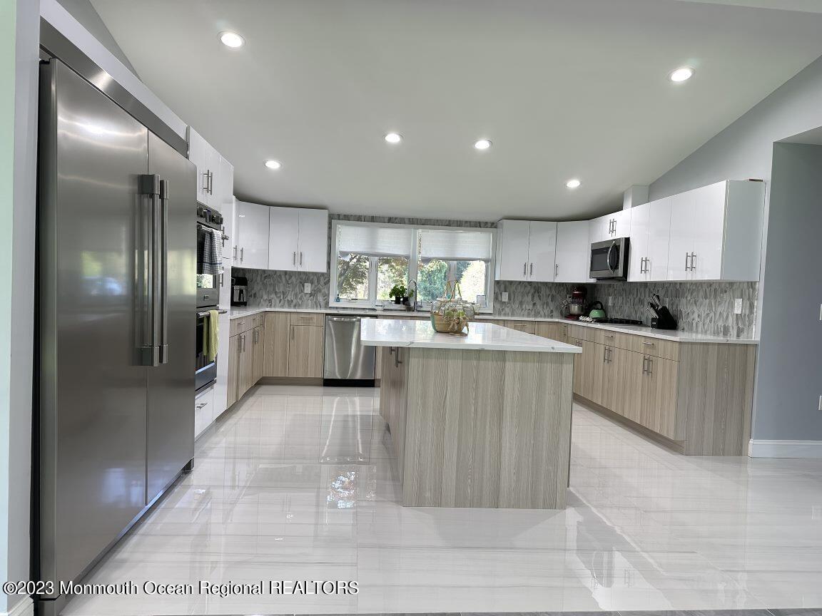 508 Deal Road Asbury Park, NJ 07712 - Photo 4 of 20 939e08d0-e797-47a4-ae08-a89df11b1f12