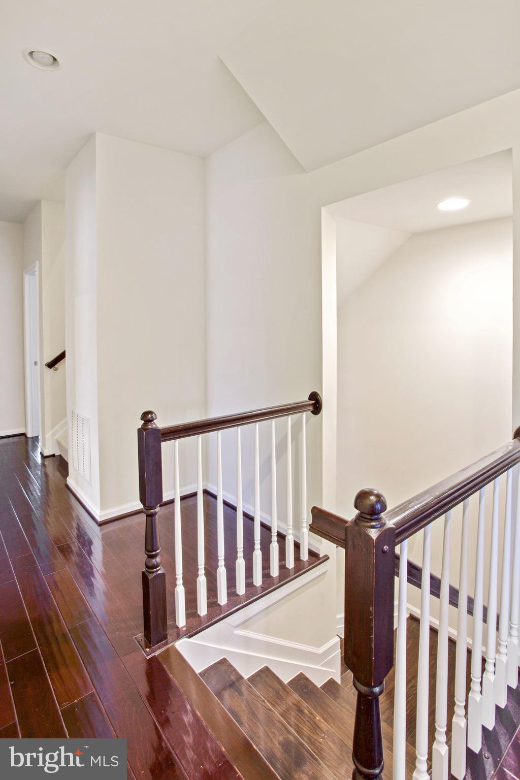 7311 Hayfield Road Alexandria, VA 22315 - Photo 16 of 42