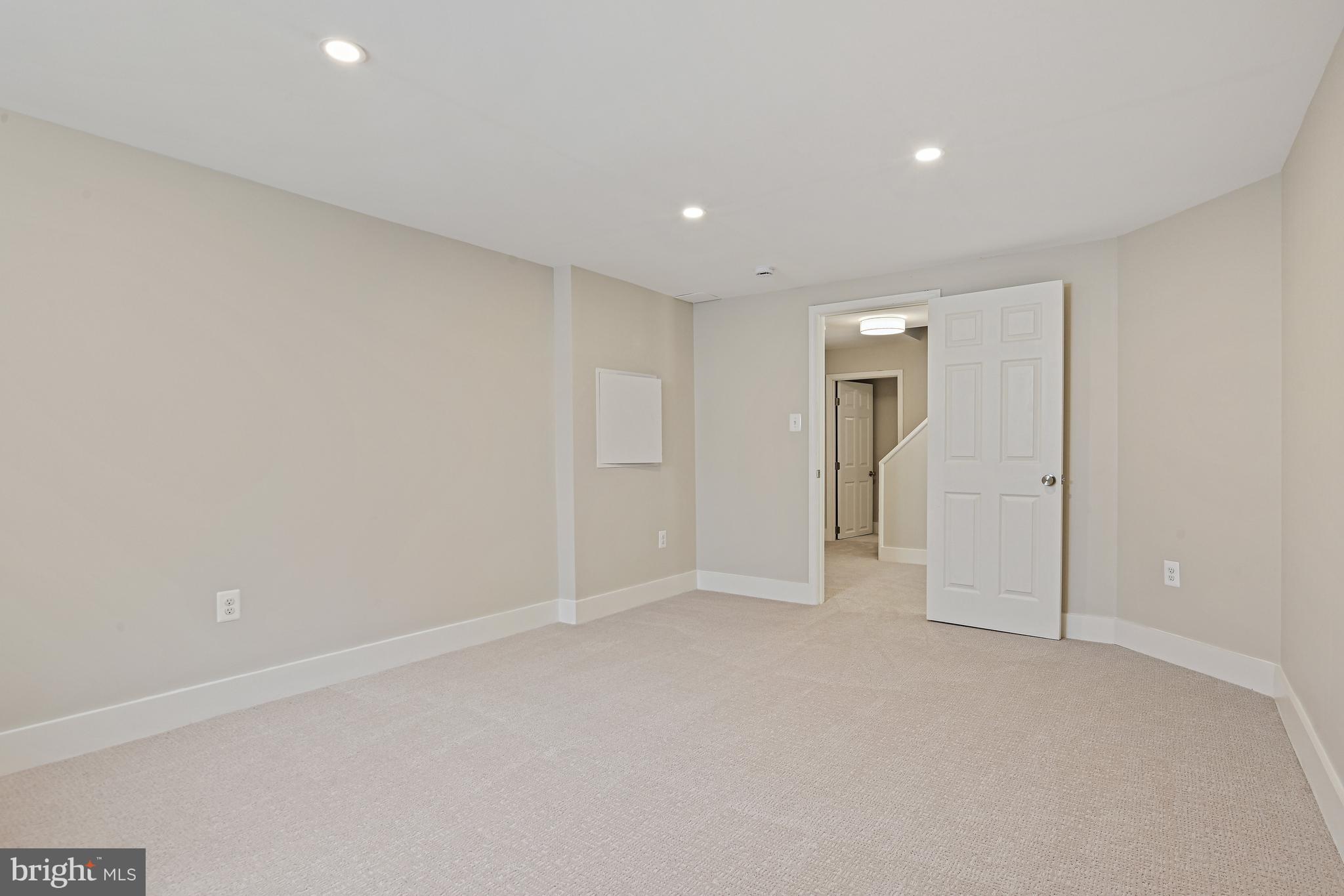 9060 Brook Ford Road Burke, VA 22015 - Photo 42 of 56 Recreation Room