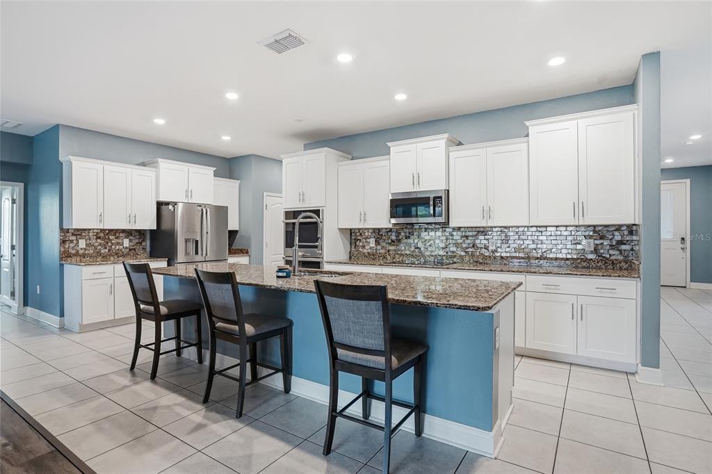 11174 Marvelwood Road Weeki Wachee, FL 34614 - Photo 22 of 65