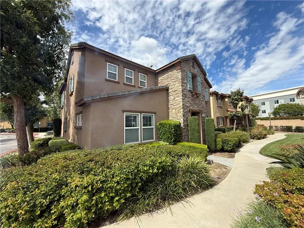 $3,400 | 506 North Placer Privado, Ontario, CA 91764