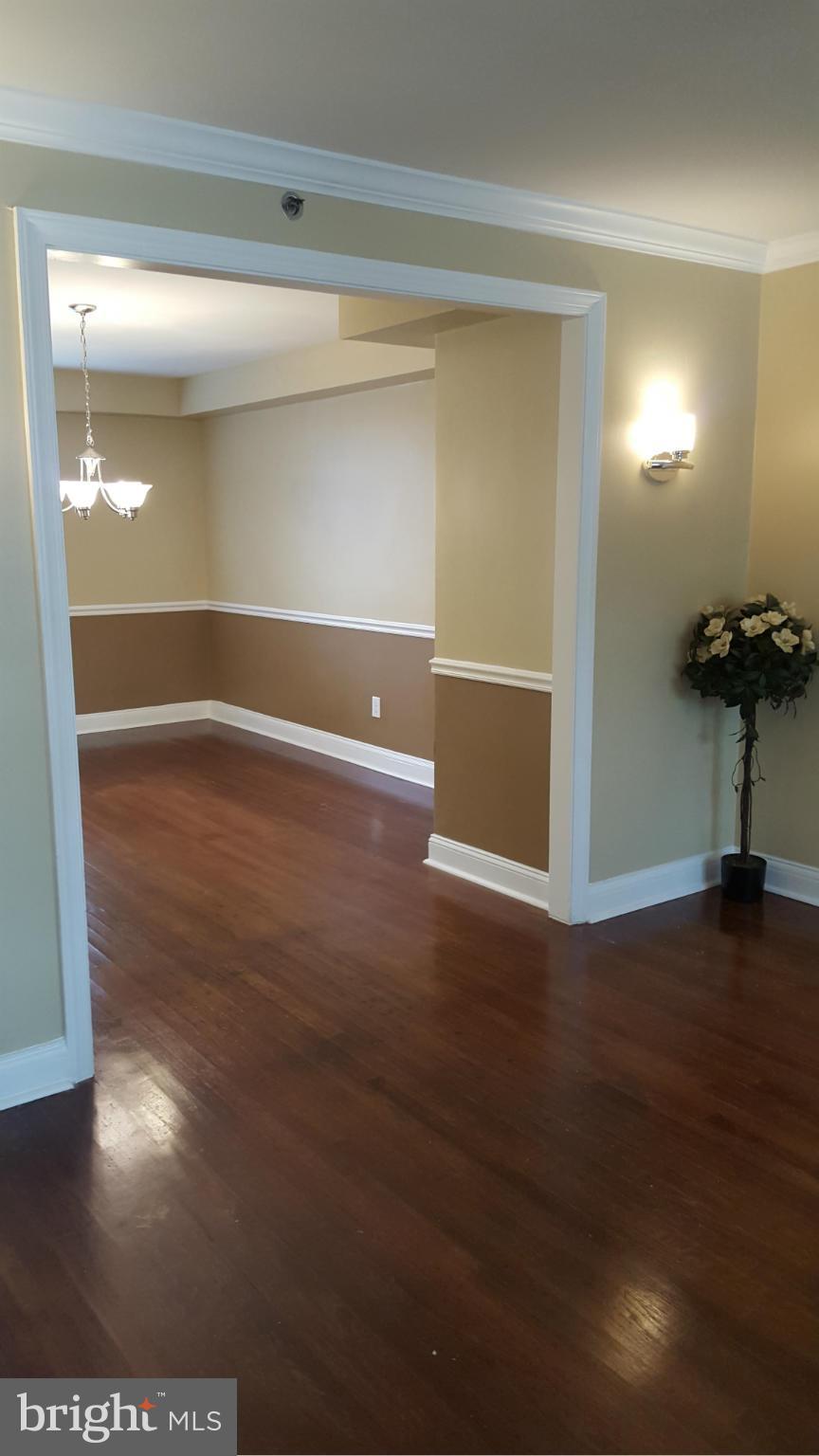 3814 Ednor Road Baltimore, MD 21218 - Photo 12 of 16 Living Room