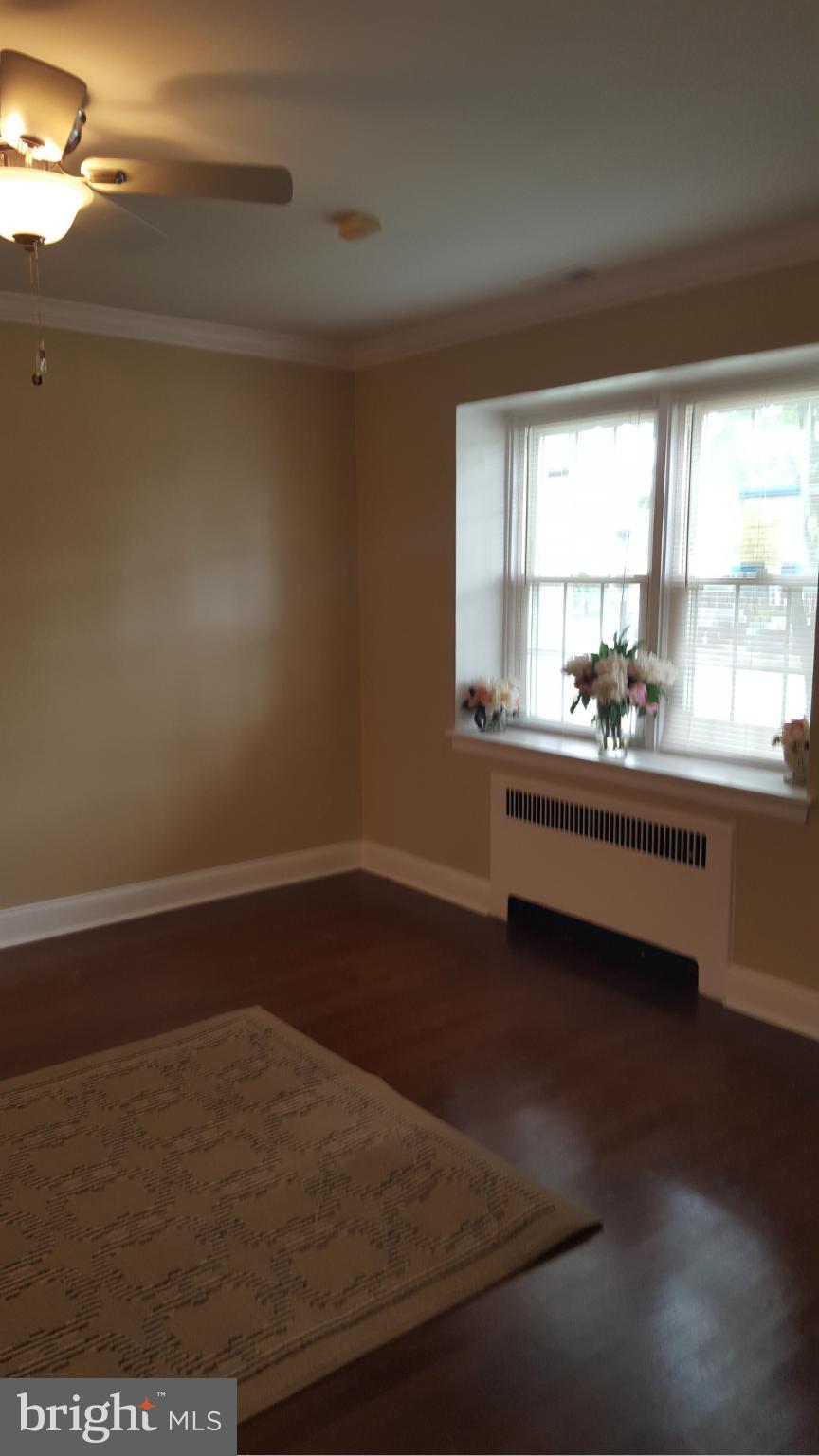 3814 Ednor Road Baltimore, MD 21218 - Photo 13 of 16 Living Room