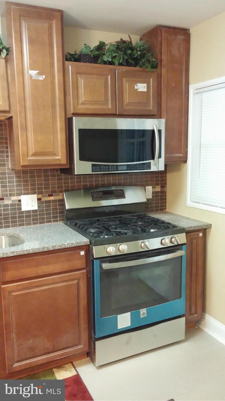 3814 Ednor Road Baltimore, MD 21218 - Photo 4 of 16 Kitchen