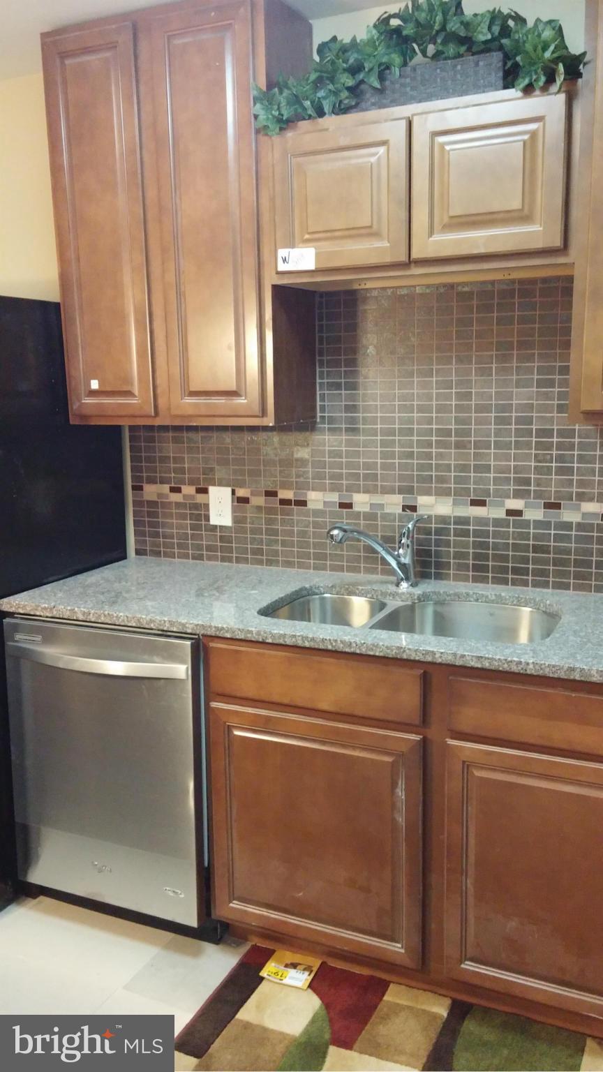 3814 Ednor Road Baltimore, MD 21218 - Photo 5 of 16 Kitchen
