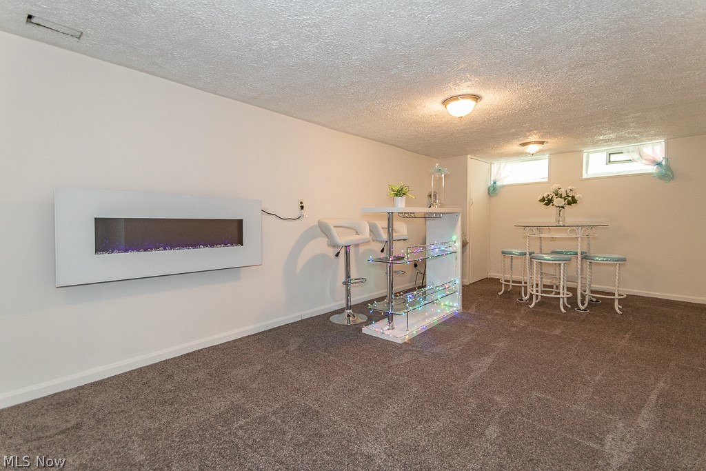 958 West Green Road Cleveland, OH 44121 - Photo 26 of 30 Gallery Image 26