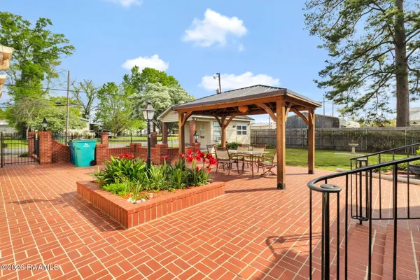 $269,900 | 107 MacArthur Drive, Sunset, LA 70584