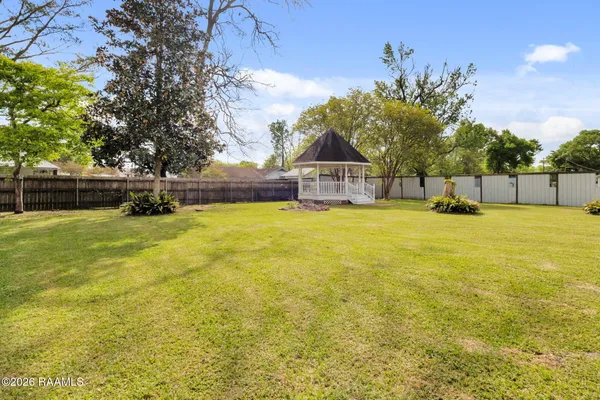 $269,900 | 107 MacArthur Drive, Sunset, LA 70584