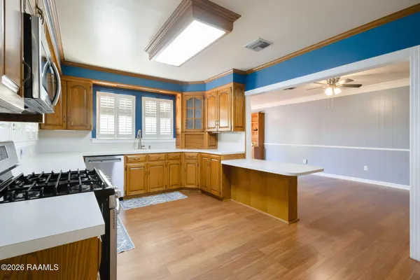 $269,900 | 107 MacArthur Drive, Sunset, LA 70584