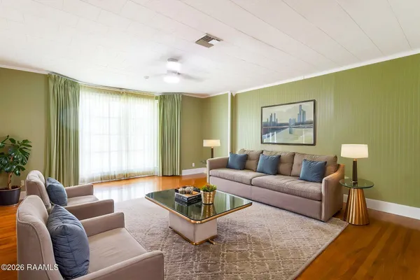 $269,900 | 107 MacArthur Drive, Sunset, LA 70584