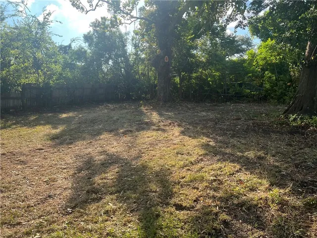 $35,000 | 58 East Claiborne Square, Chalmette, LA 70043