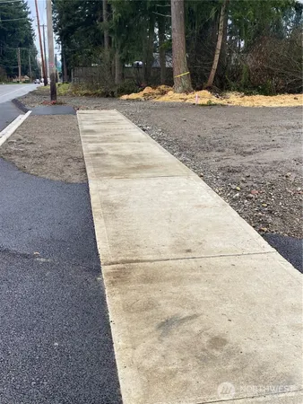 $520,000 | 16021 67th Avenue East, Puyallup, WA 98375