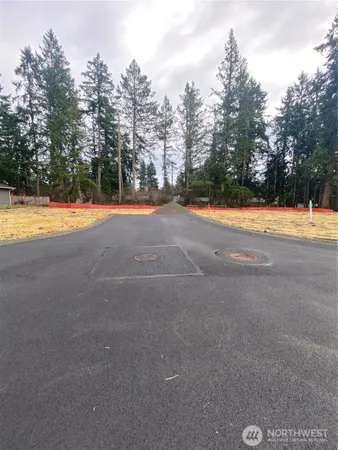 $520,000 | 16021 67th Avenue East, Puyallup, WA 98375