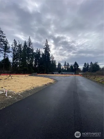 $520,000 | 16021 67th Avenue East, Puyallup, WA 98375