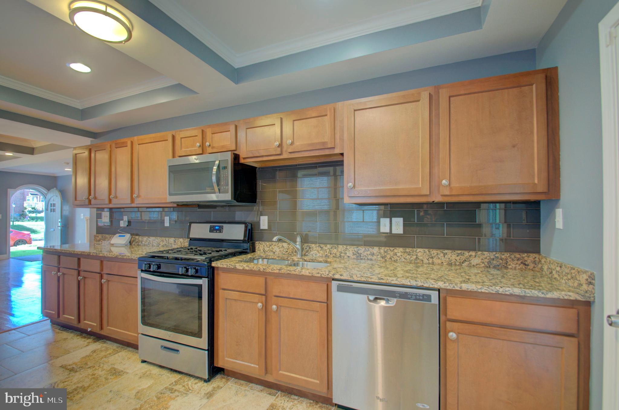 4626 Rokeby Road Baltimore, MD 21229 - Photo 12 of 27