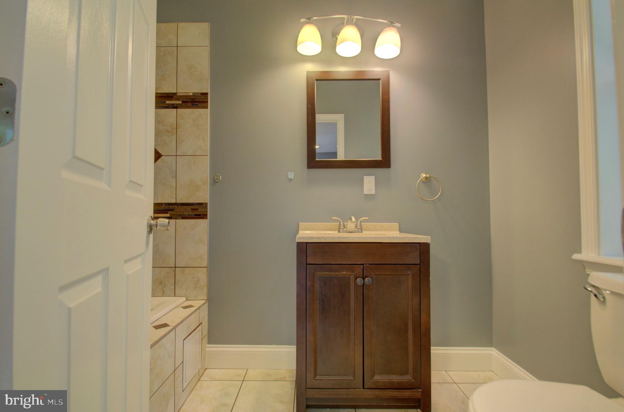 4626 Rokeby Road Baltimore, MD 21229 - Photo 18 of 27 Master Bathroom